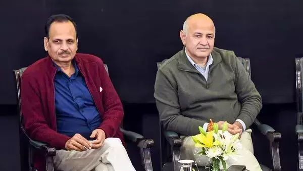 AAP is having further problems!  In the ₹1,300 crore classroom scandal, the president approves a formal complaint against Manish Sisodia and Satyendar Jain.