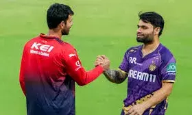 Live Report: Which team, KKR or RCB, will win to open the season?