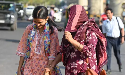 At 40 degrees, Delhi sees hottest day of 2025; IMD predicts heatwave across north India
