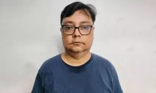 Noida man hammers wife to death over suspicion of affair, surrenders before police