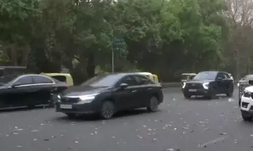 Dust storm, rain hits Delhi-NCR in sudden weather change amid heatwave