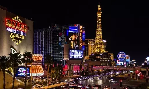 Layoffs in Las Vegas: MGM Resorts cuts concierge staff, Americans fear economic downturn