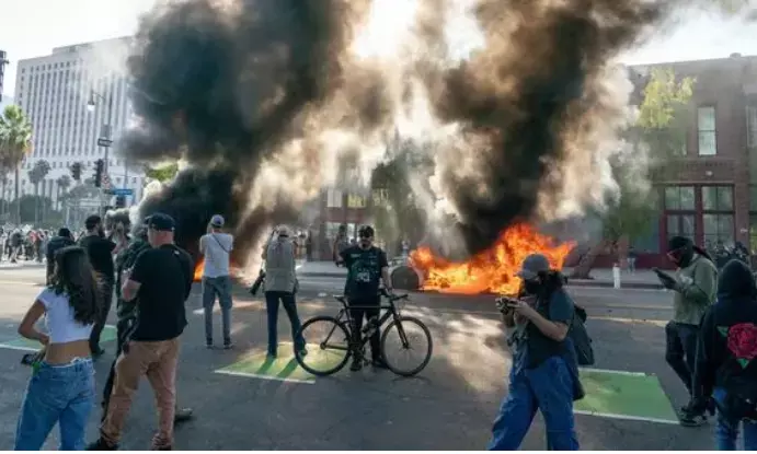 Newsom to Sue Trump Admin Over National Guard Use in LA Protests